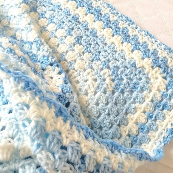 Crochet BABY BLANKET AFGHAN Granny Square 29"x 29" Blue White Girl Boy Girl - Picture 13 of 13